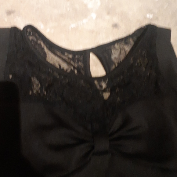 Bleack dress - Picture 2 of 3